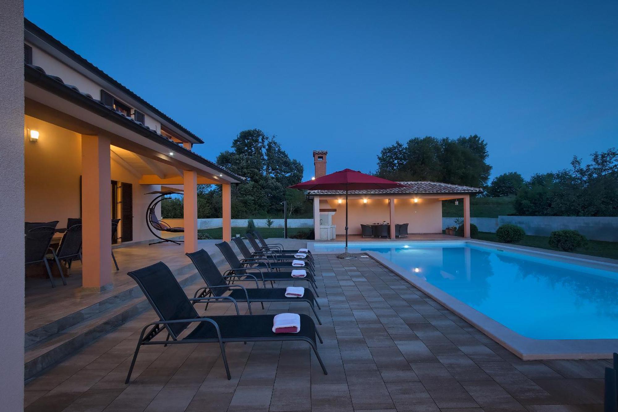 Villa Amber Rojnici ภายนอก รูปภาพ