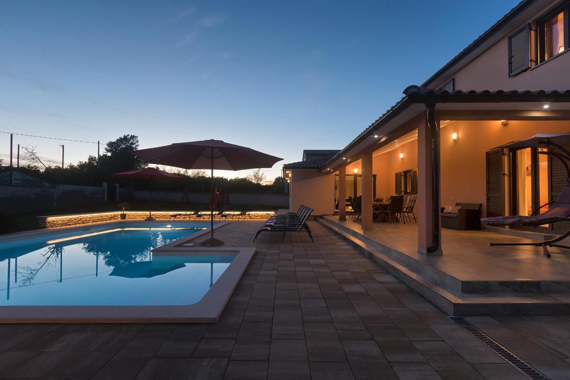 Villa Amber Rojnici ภายนอก รูปภาพ