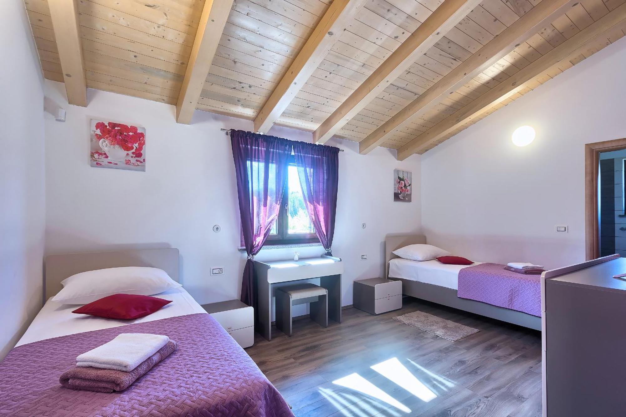 Villa Amber Rojnici ภายนอก รูปภาพ