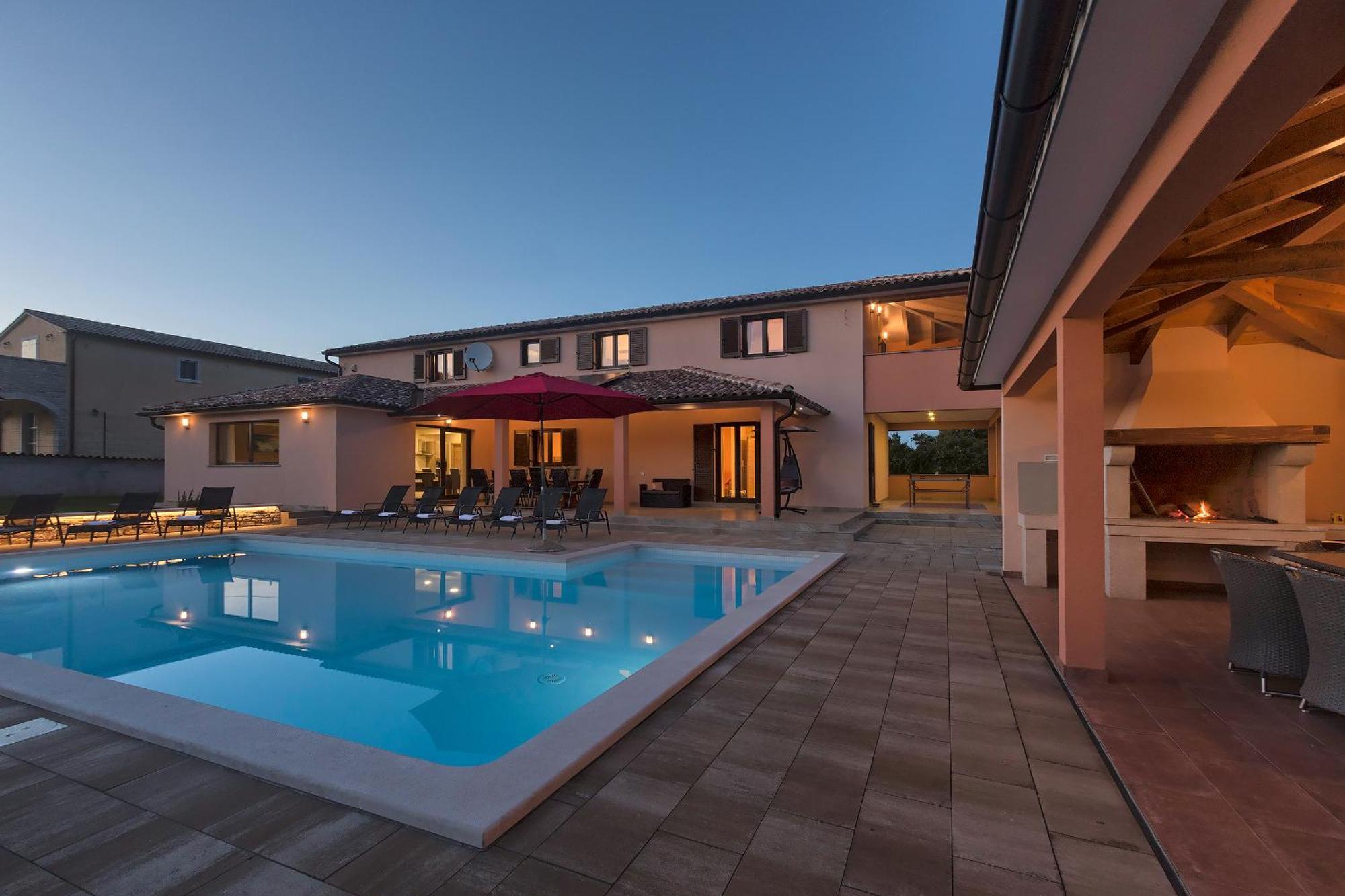Villa Amber Rojnici ภายนอก รูปภาพ
