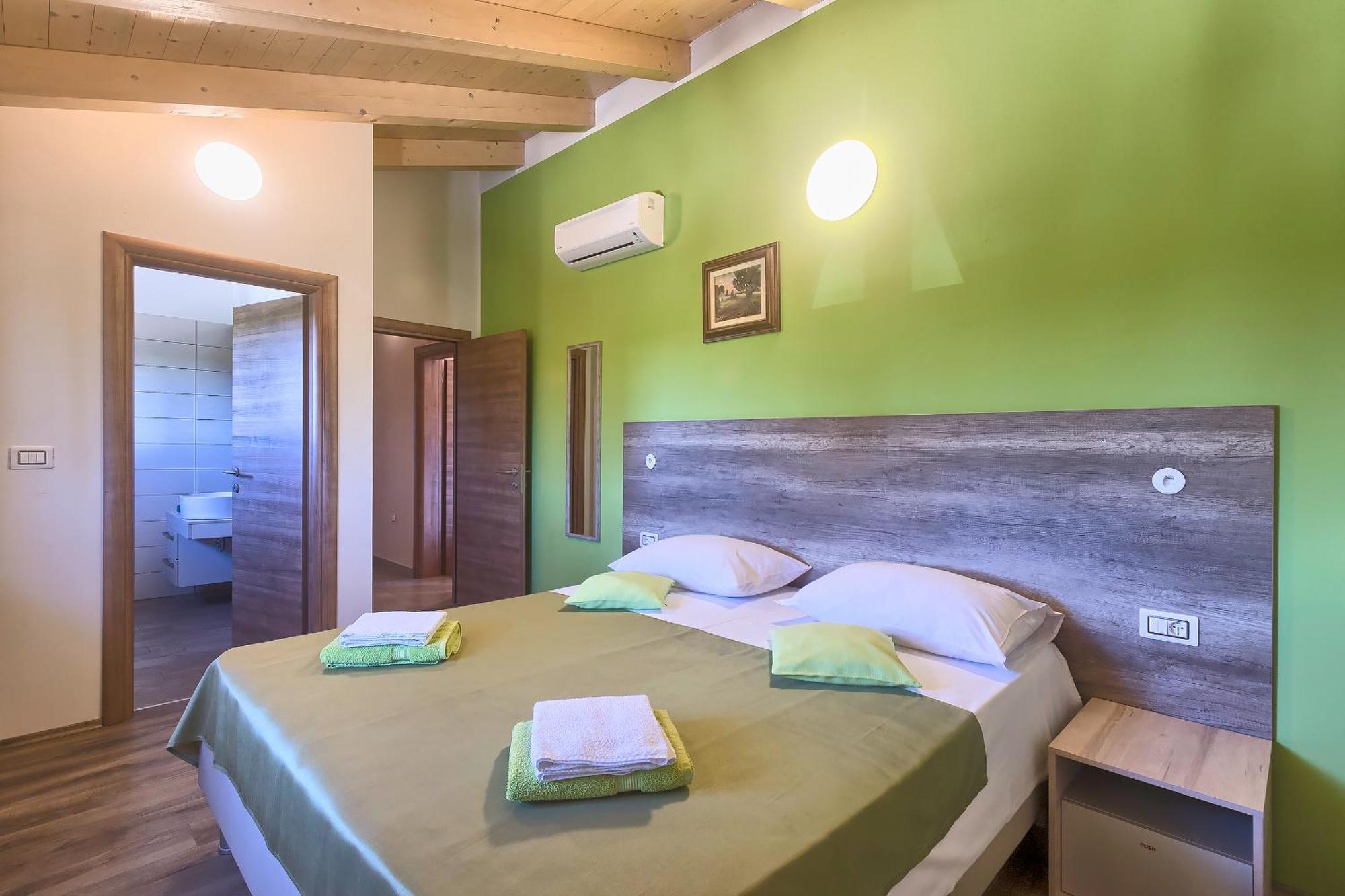 Villa Amber Rojnici ภายนอก รูปภาพ